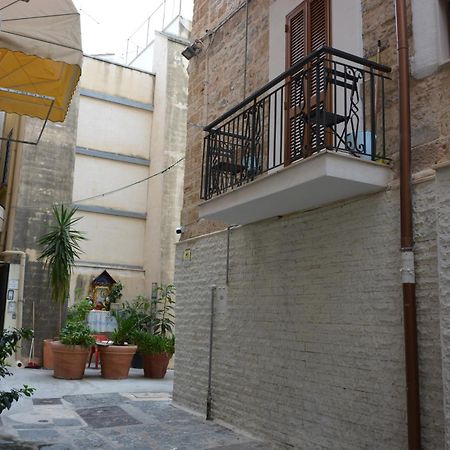 Dimora Del Carmine Hotel Бари Екстериор снимка