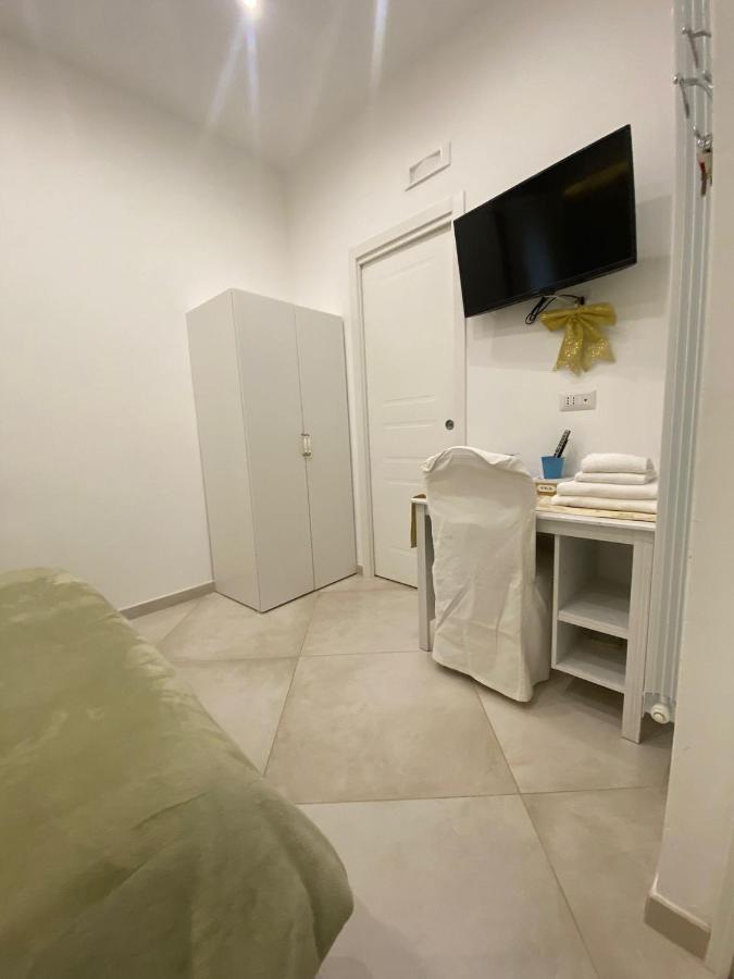 Dimora Del Carmine Hotel Бари Екстериор снимка