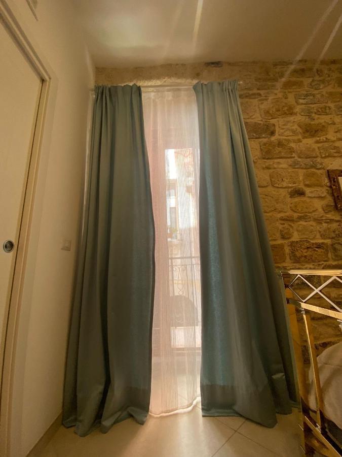 Dimora Del Carmine Hotel Бари Екстериор снимка