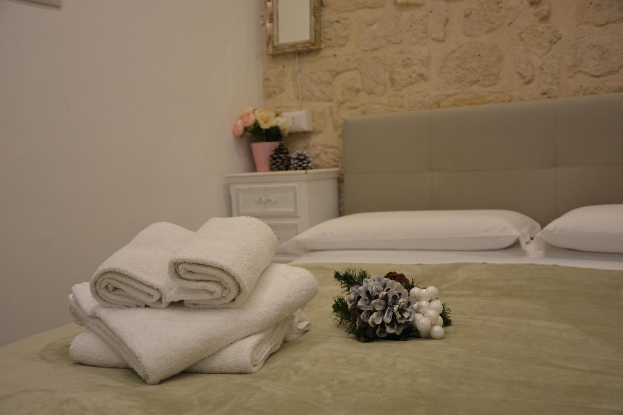 Dimora Del Carmine Hotel Бари Екстериор снимка